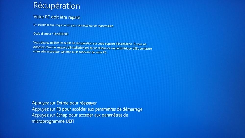 2. Message d’erreur ecran bleu. Trois options, reessayer de fonctionne pas et le second message apparait..jpg