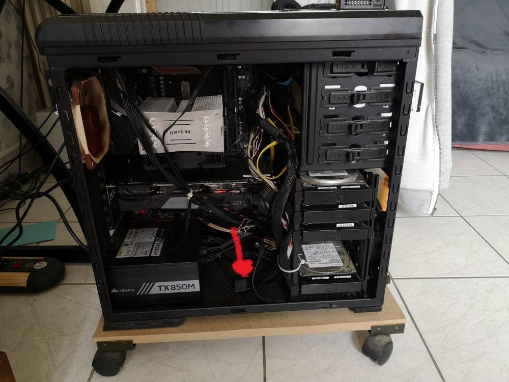 PC vue de loinsPAINT.jpg