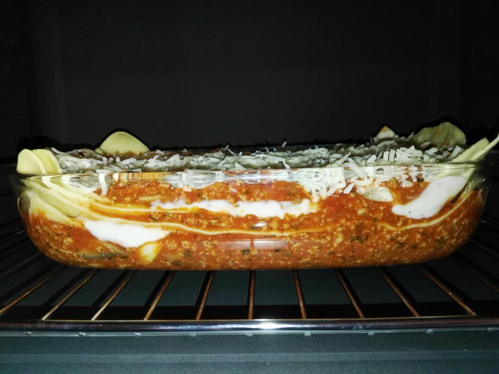 lasagne.thumb.jpg.218d58417936ca1fb8436cc003ed7921.jpg